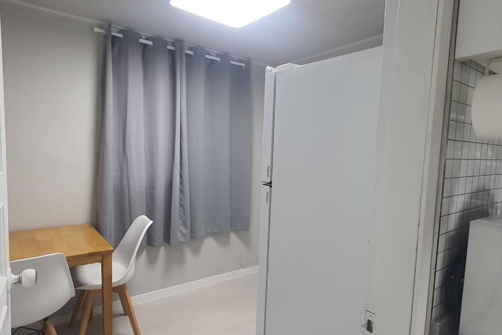Near Jamsil, Godeok Biz Valley - 30mins To Samseong Station And 20mins To Jamsil * Seoul