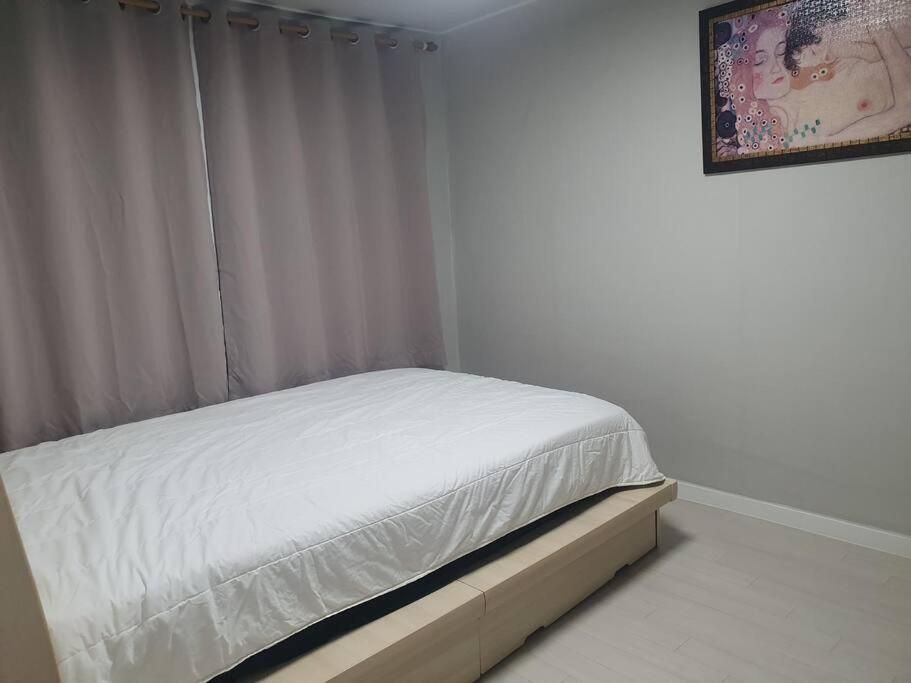 Villa Near Jamsil, Godeok Biz Valley - 30mins To Samseong Station And 20mins To Jamsil *